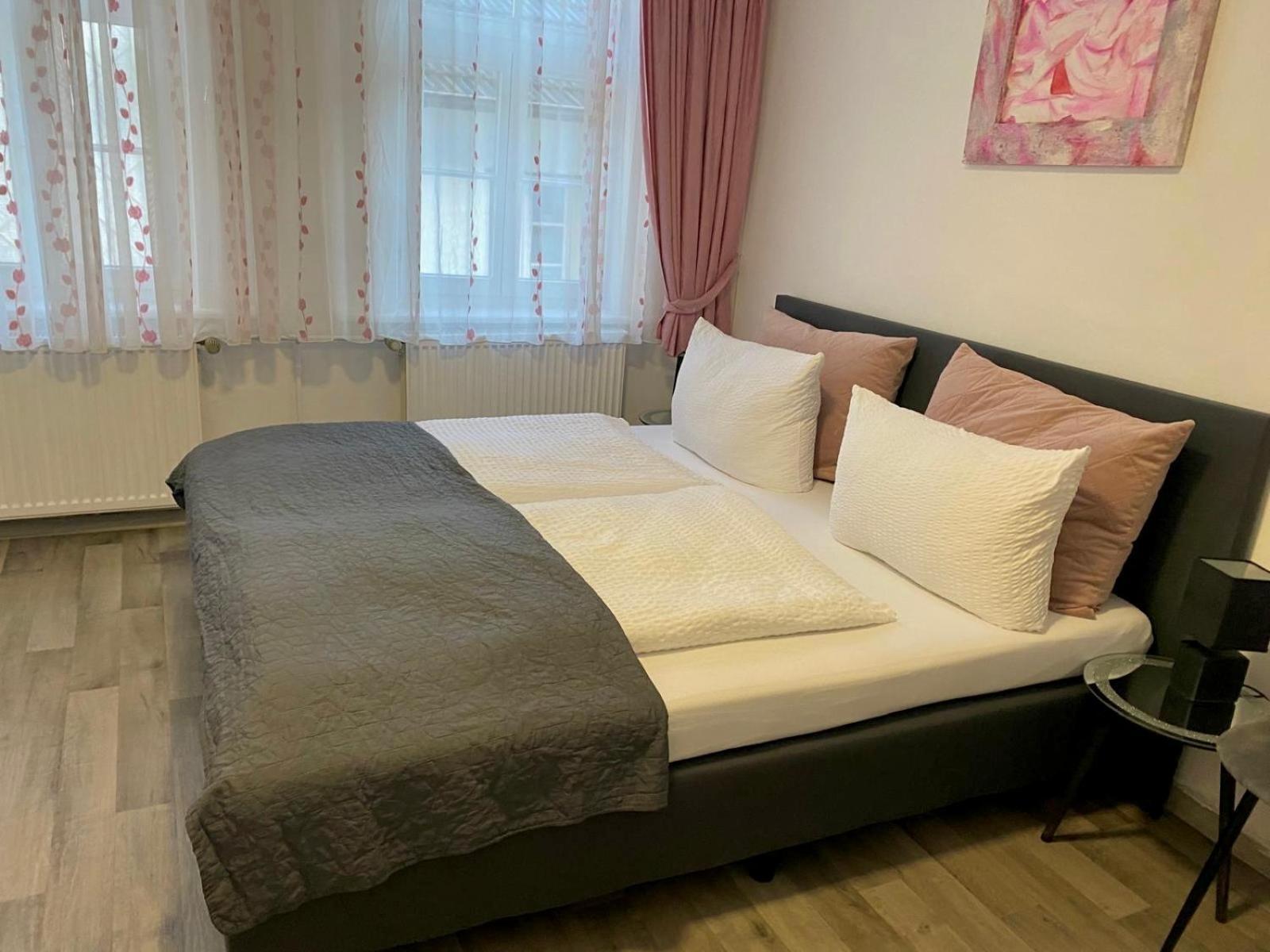 Altstadt-Hotel Gosequell Гослар Экстерьер фото
