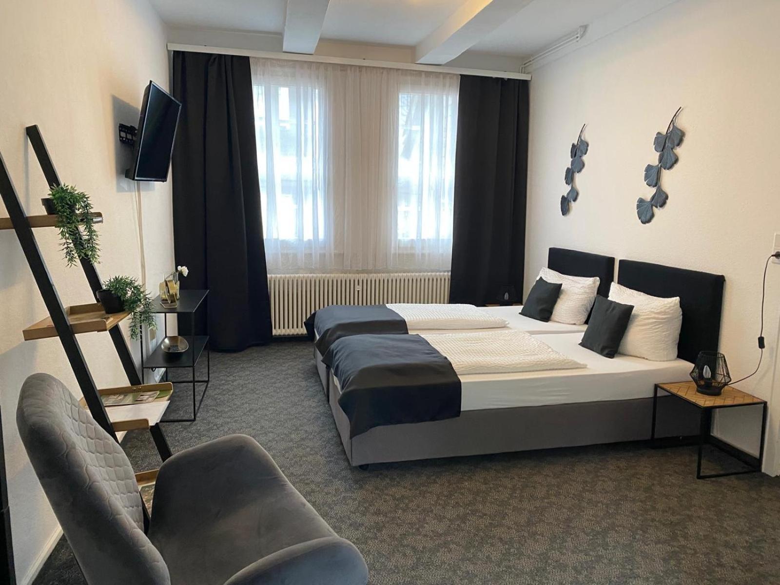 Altstadt-Hotel Gosequell Гослар Экстерьер фото