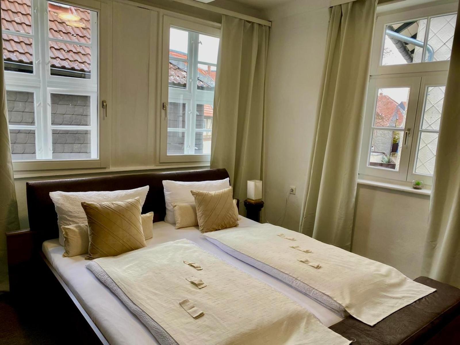 Altstadt-Hotel Gosequell Гослар Экстерьер фото